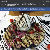 Waffle Town, Cumhuriyet  Menü Fotoğrafı Orta