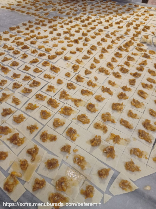 Köyüm Mantı Çiğ Börek Evi, Bakırköy Menü Fotoğrafı