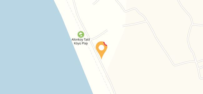 Özgür Cafe Piknik Yeri, Meydan